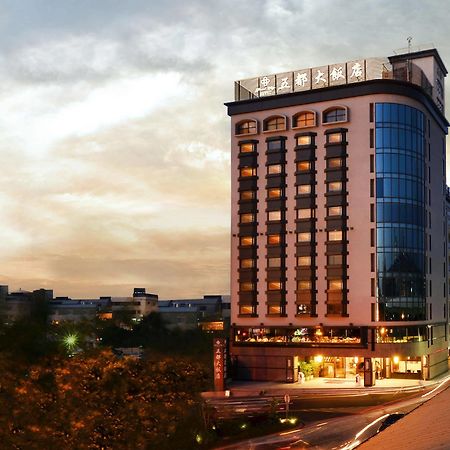 Grand City Hotel Fengyuan Εξωτερικό φωτογραφία