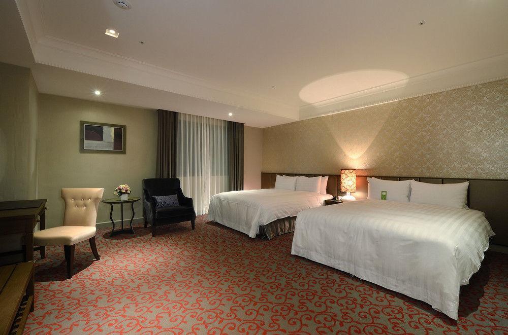 Grand City Hotel Fengyuan Εξωτερικό φωτογραφία