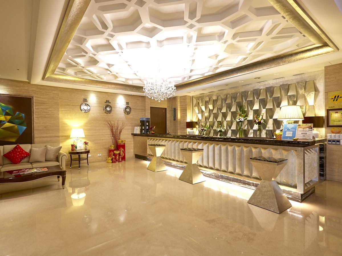 Grand City Hotel Fengyuan Εξωτερικό φωτογραφία