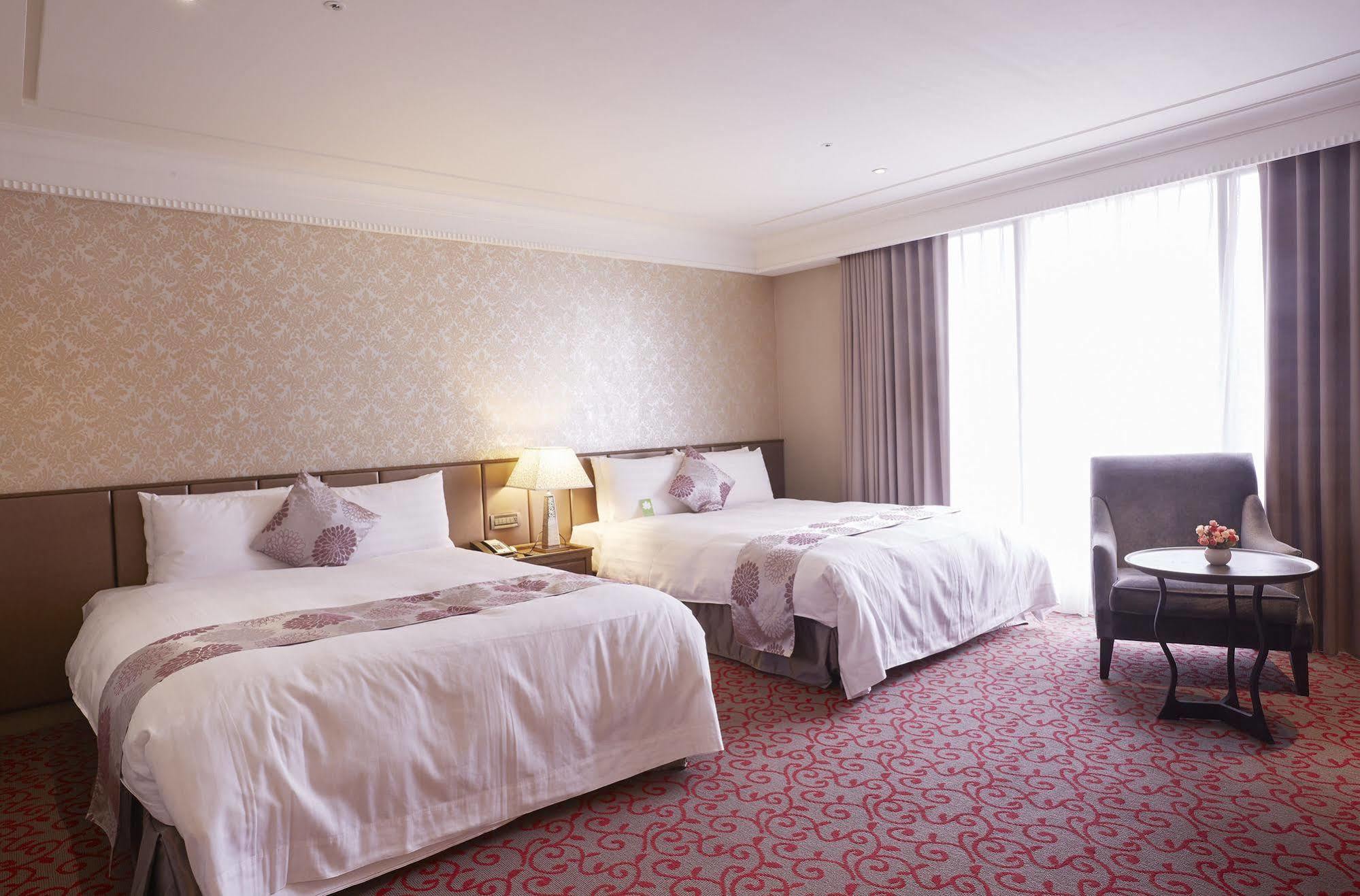 Grand City Hotel Fengyuan Εξωτερικό φωτογραφία